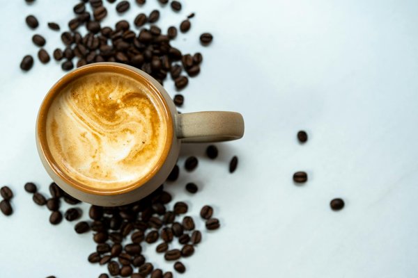 Quels types de chaussures conviennent pour des randonnées urbaines stylées ?